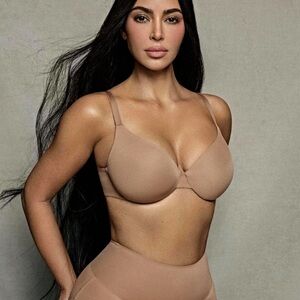 SKIMS•Smoothing Intimates Lightly Lined Full Coverage Bra• NWT •Sienna 34D